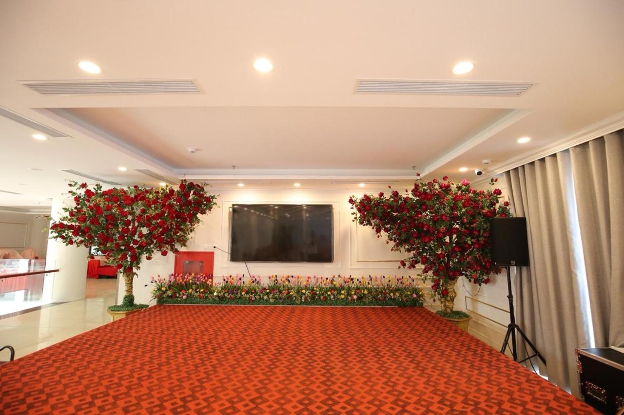 Ninh Binh Tulip Hotel エクステリア 写真
